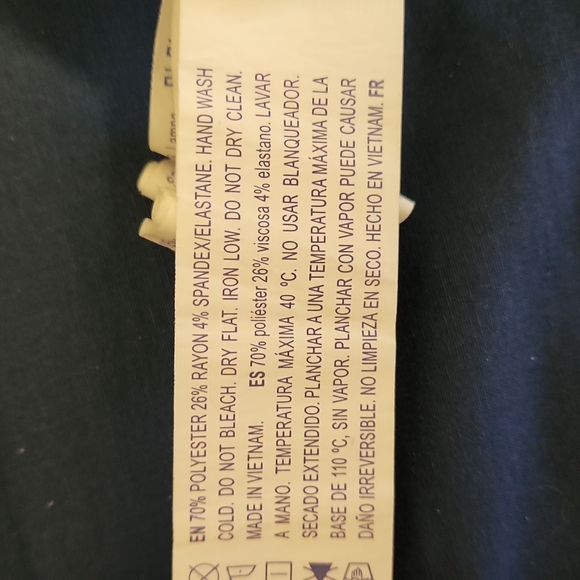 FOREVER 21 Striped Shorts with cuff 2.5"inseam White/Black Size 27 - Picture 4 of 4